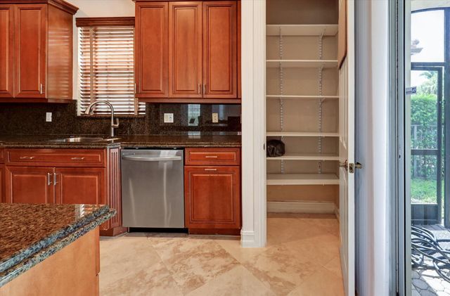 10640 NW 83RD Court NW, Parkland, FL 33076