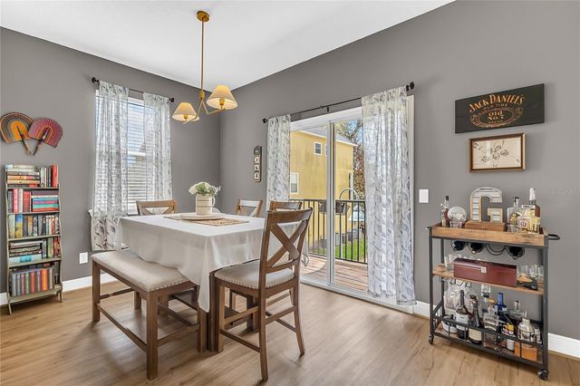 28 W ESTHER STREET E, Orlando, FL 32806