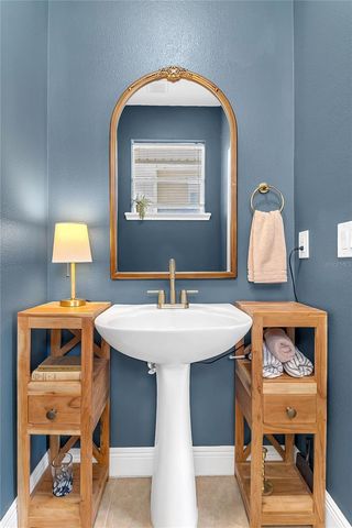 28 W ESTHER STREET E, Orlando, FL 32806