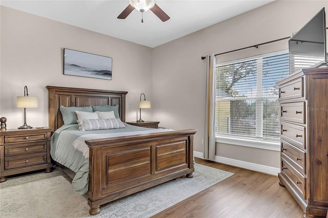 28 W ESTHER STREET E, Orlando, FL 32806