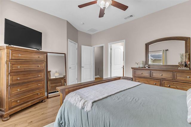 28 W ESTHER STREET E, Orlando, FL 32806