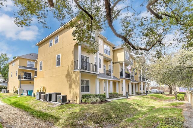 28 W ESTHER STREET E, Orlando, FL 32806