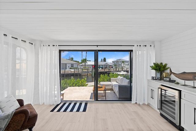 2339 Treasure Isle Drive 43, Palm Beach Gardens, FL 33410