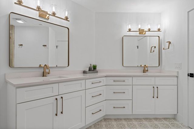 2339 Treasure Isle Drive 43, Palm Beach Gardens, FL 33410