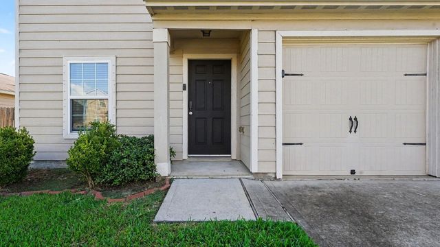 6026 Coral Cove Road, Baytown, TX 77523