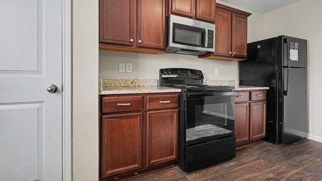 6026 Coral Cove Road, Baytown, TX 77523