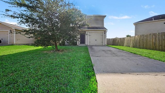 6026 Coral Cove Road, Baytown, TX 77523