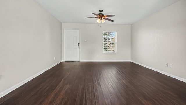6026 Coral Cove Road, Baytown, TX 77523