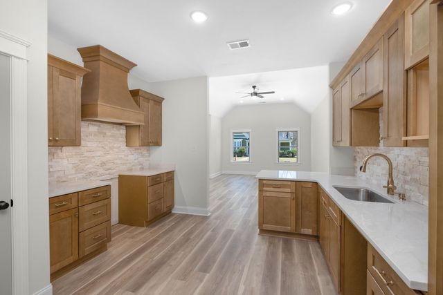 319 N MAPLE ST, Covington, TN 38019