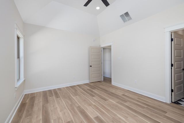 319 N MAPLE ST, Covington, TN 38019