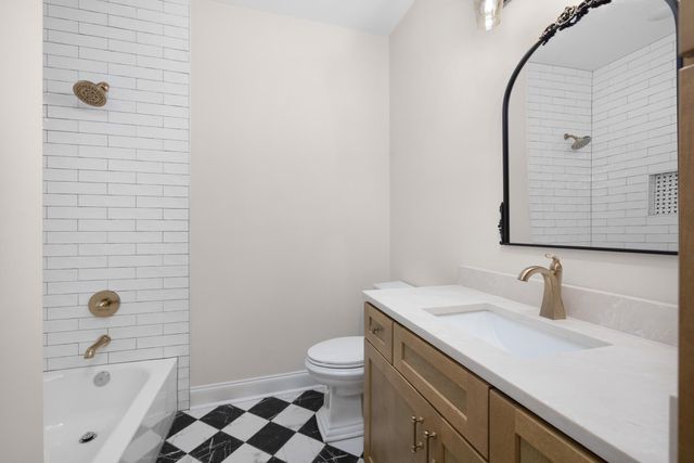 319 N MAPLE ST, Covington, TN 38019