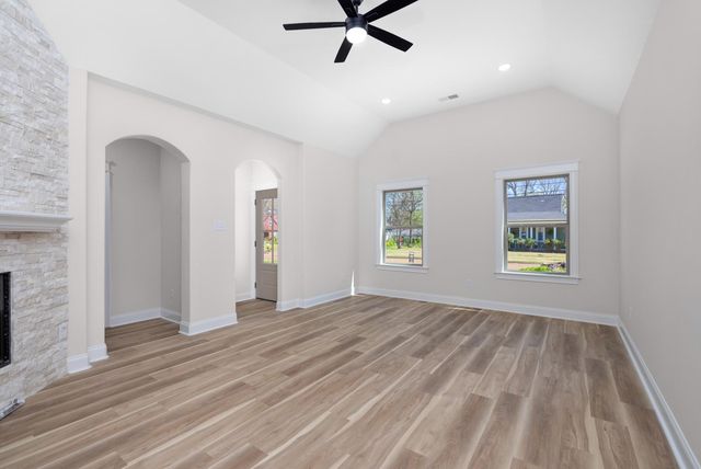 319 N MAPLE ST, Covington, TN 38019