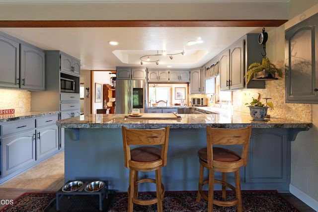 20551 Highway 62, Shady Cove, OR 97539