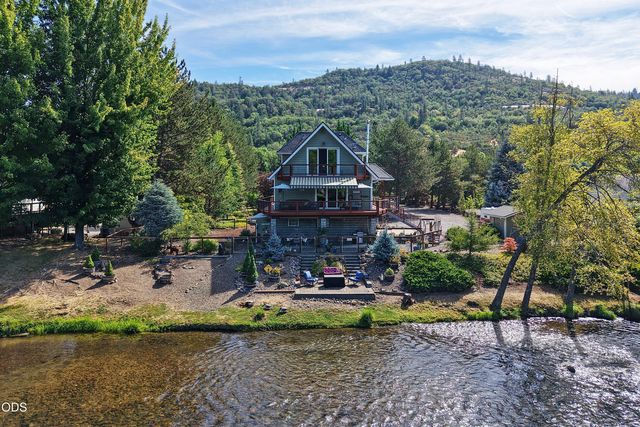 20551 Highway 62, Shady Cove, OR 97539
