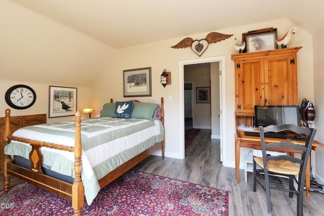 20551 Highway 62, Shady Cove, OR 97539
