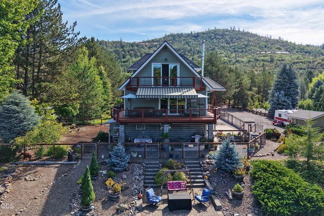 20551 Highway 62, Shady Cove, OR 97539