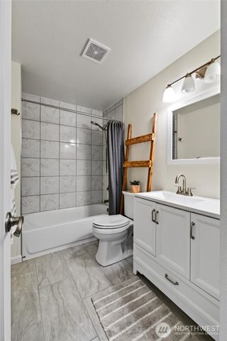 6513 27th Lane SE, Lacey, WA 98503