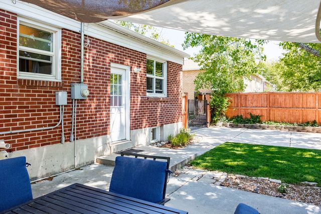 1752 E RAMONA AVE, Salt Lake City, UT 84108