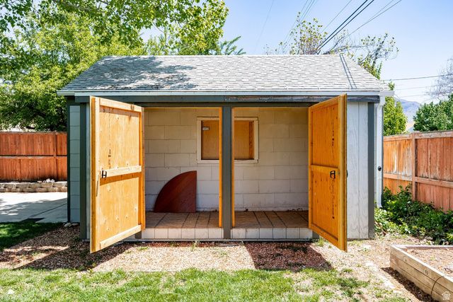 1752 E RAMONA AVE, Salt Lake City, UT 84108