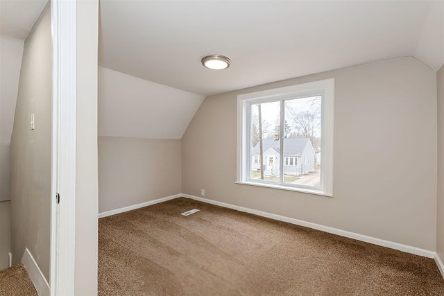 979 Lavette Avenue, Benton Harbor, MI 49022