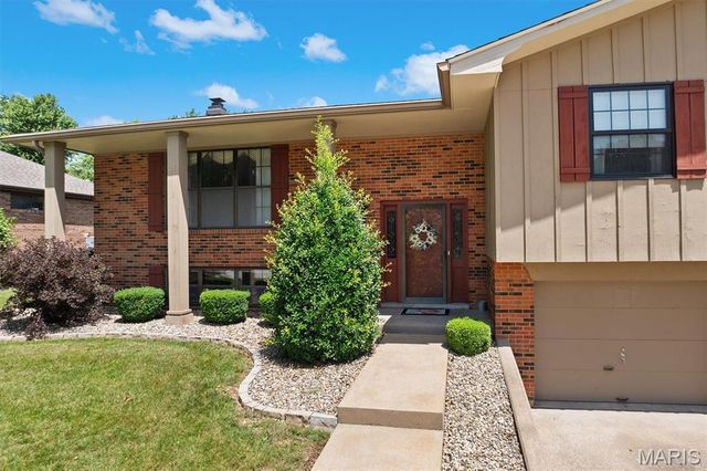 6201 Heritage Station Road, Belleville, IL 62223