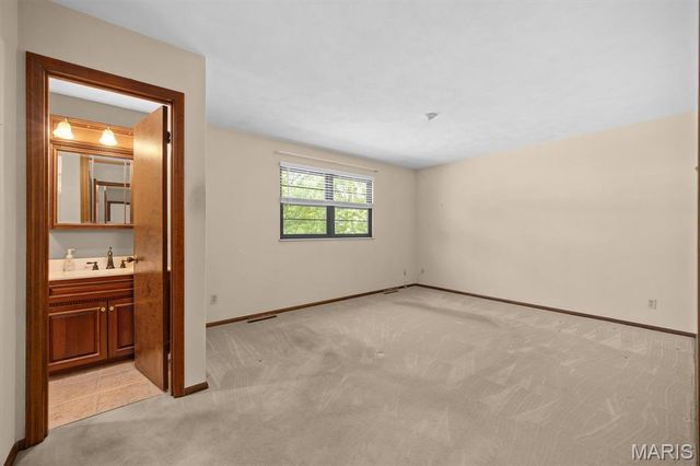 6201 Heritage Station Road, Belleville, IL 62223
