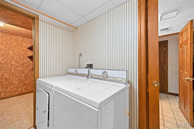 6201 Heritage Station Road, Belleville, IL 62223
