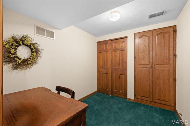 6201 Heritage Station Road, Belleville, IL 62223