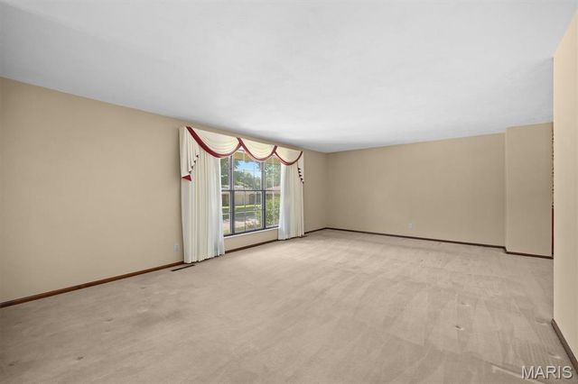 6201 Heritage Station Road, Belleville, IL 62223