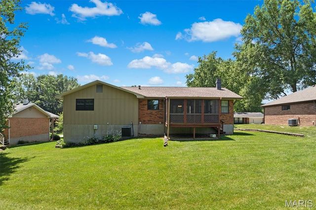 6201 Heritage Station Road, Belleville, IL 62223
