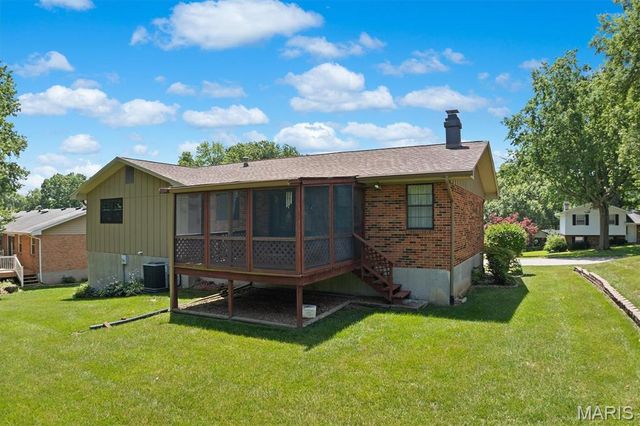 6201 Heritage Station Road, Belleville, IL 62223