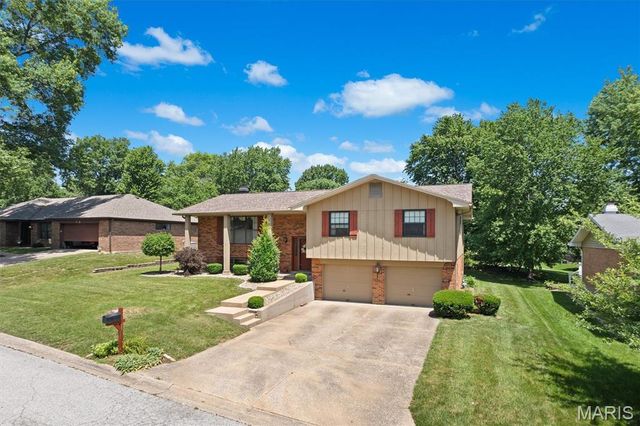 6201 Heritage Station Road, Belleville, IL 62223