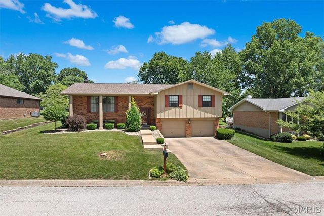 6201 Heritage Station Road, Belleville, IL 62223