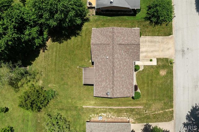 6201 Heritage Station Road, Belleville, IL 62223