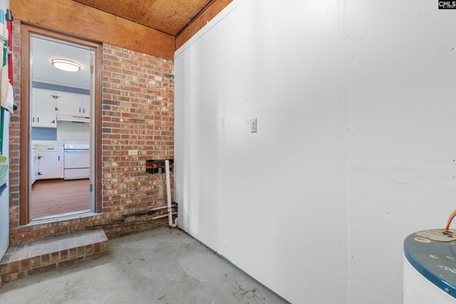 607 E Hampton, Olanta, SC 29114