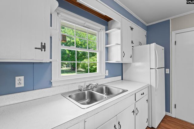 607 E Hampton, Olanta, SC 29114
