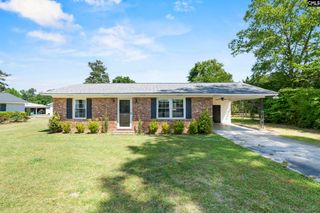 607 E Hampton, Olanta, SC 29114