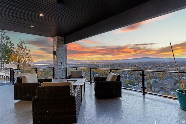 1766 VIEW CT, Fruit Heights, UT 84037