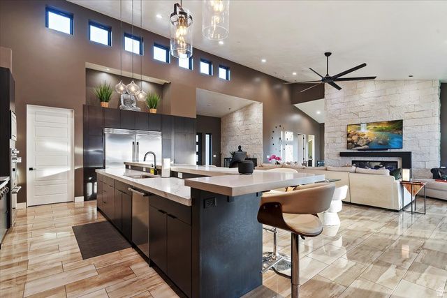 1766 VIEW CT, Fruit Heights, UT 84037