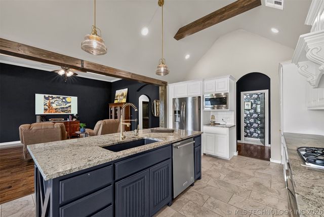 14320 N 57th East Avenue, Collinsville, OK 74021
