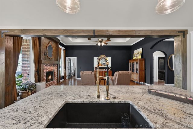 14320 N 57th East Avenue, Collinsville, OK 74021