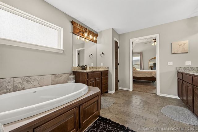 14320 N 57th East Avenue, Collinsville, OK 74021