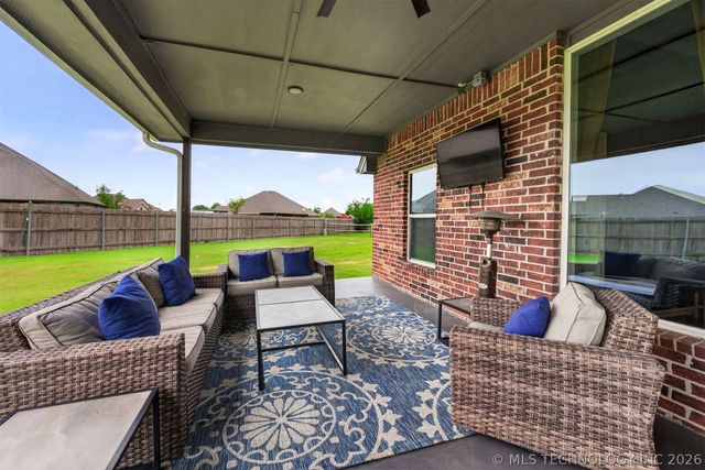14320 N 57th East Avenue, Collinsville, OK 74021