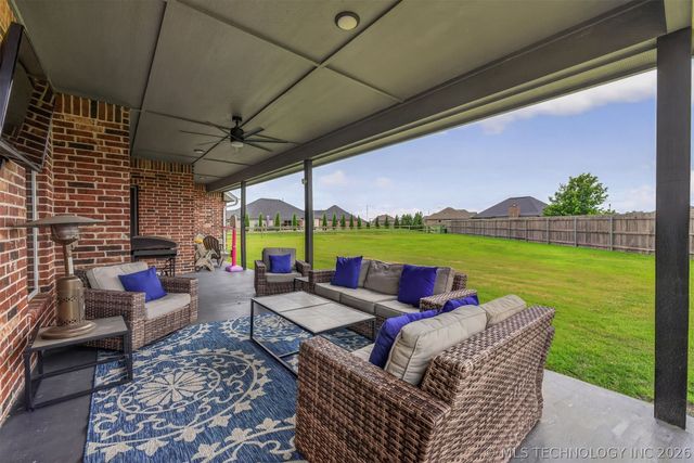 14320 N 57th East Avenue, Collinsville, OK 74021