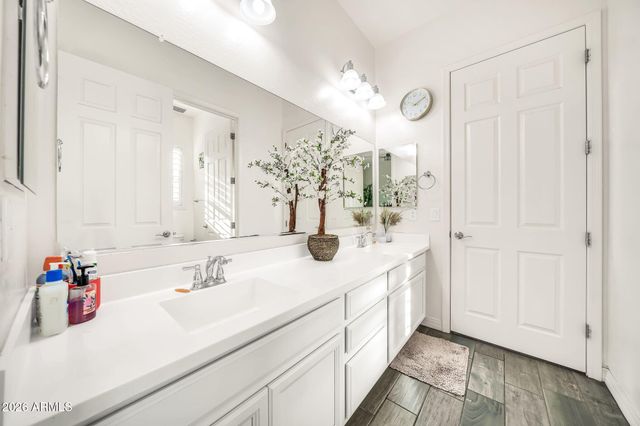 13851 W BLOSSOM Way, Litchfield Park, AZ 85340
