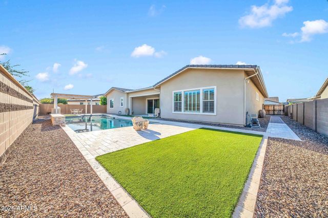 13851 W BLOSSOM Way, Litchfield Park, AZ 85340
