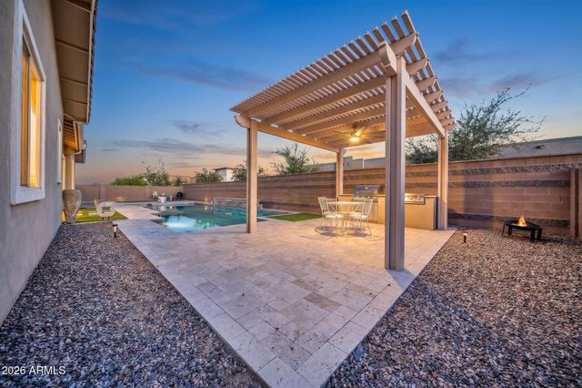 13851 W BLOSSOM Way, Litchfield Park, AZ 85340