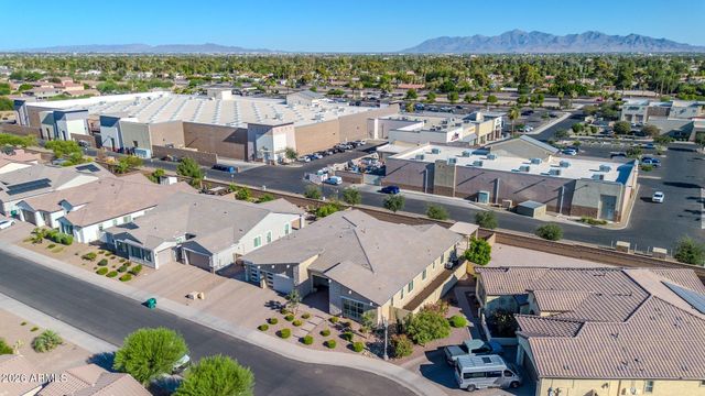 13851 W BLOSSOM Way, Litchfield Park, AZ 85340