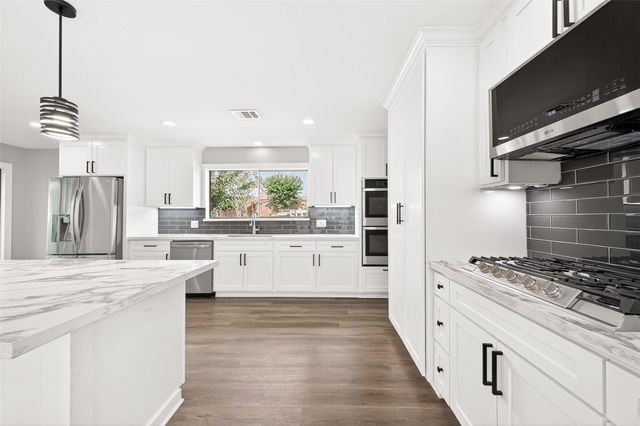 12530 Olympia Drive, Houston, TX 77077
