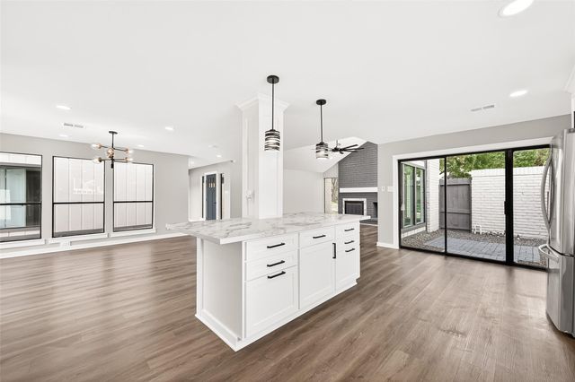 12530 Olympia Drive, Houston, TX 77077